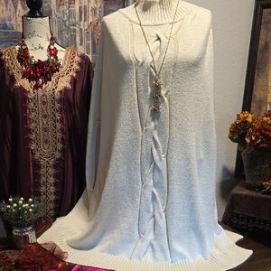 Elegant Cream Knit Poncho